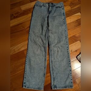 Calvin Klein Jeans Light Wash Straight Leg Denim Size 24
